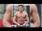 https://image.noelshack.com/fichiers/2021/29/4/1626956622-efron-1.jpg