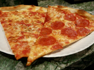 https://image.noelshack.com/fichiers/2021/31/3/1628073837-best-pizza-in-new-york.jpeg