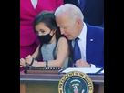 https://image.noelshack.com/fichiers/2021/31/6/1628294691-yesterday-shes-clearly-uncomfortable.jpg