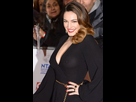 https://image.noelshack.com/fichiers/2021/38/5/1632435067-photos-kelly-brook-robe-transparente-et-tetons-qui-pointent-sur-tapis-rouge.jpg