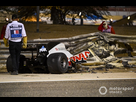 https://image.noelshack.com/fichiers/2021/43/4/1635403238-the-wreckage-of-the-car-of-rom.jpg