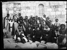 https://image.noelshack.com/fichiers/2021/46/1/1636997992-jordanian-bedouin-christians-1904.jpg