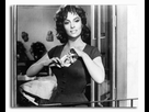 https://image.noelshack.com/fichiers/2021/51/2/1640124592-ss2425891-photograph-of-gina-lollobrigida-available-in-4-sizes-framed-or-unframed-buy-now-at-starstills-62419-99212-1394490127.jpg