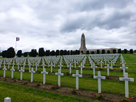 https://image.noelshack.com/fichiers/2021/51/4/1640291933-ossuary-of-douaumont-verdun-france-2013-9124638286.jpg