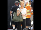 https://image.noelshack.com/fichiers/2022/02/4/1642042764-sarah-michelle-gellar-filming-ringer.jpg