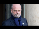 https://image.noelshack.com/fichiers/2022/03/3/1642622234-blanquer-avec-barbe.jpg