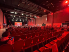 https://image.noelshack.com/fichiers/2022/03/6/1642875666-le-meeting-d-anne-hidalgo-a-aubervilliers-le-22-janvier-n-a-pas-fait-salle-comble-1220808.jpg