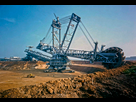 https://image.noelshack.com/fichiers/2022/04/1/1643047453-bagger-293-german-coal-mining-vehicle.jpg