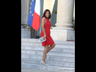 https://image.noelshack.com/fichiers/2022/08/5/1645785923-anne-hidalgo-robe-jambes-talons-hauts-escarpins-sac-a-main-1533593873.jpeg