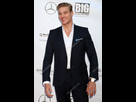 https://image.noelshack.com/fichiers/2022/09/4/1646346268-depositphotos-125746514-stock-photo-actor-matthew-noszka.jpg