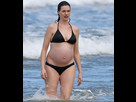 https://image.noelshack.com/fichiers/2022/11/1/1647292219-anne-hathaway-bikini-thefappening-pro-30.jpg