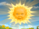 https://image.noelshack.com/fichiers/2022/12/4/1648112346-le-bebe-soleil-des-teletubbies-sort-de-l-ombre-width1024.jpg