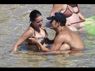 https://image.noelshack.com/fichiers/2022/16/1/1650251696-katy-perry-in-bikini-and-orlando-bloom-at-a-beach-in-italy-08-04-2016-8.jpg