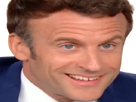 https://image.noelshack.com/fichiers/2022/16/4/1650549528-macron.png