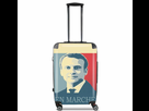 https://image.noelshack.com/fichiers/2022/16/7/1650807688-valise-cabine-macron-propaganda-en-marche-la-france-white.jpg