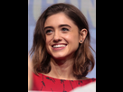 https://image.noelshack.com/fichiers/2022/17/6/1651313831-natalia-dyer-by-gage-skidmore.jpg