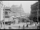 https://www.noelshack.com/2022-18-2-1651607730-629px-looking-north-on-spring-street-from-first-street-c-1896-1900.png
