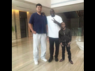 https://image.noelshack.com/fichiers/2022/20/3/1652883384-1641838616-yao-ming-shaq-and-kevin-hart.jpg