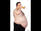 https://image.noelshack.com/fichiers/2022/21/5/1653669957-fat-man-drinking-jar-beer-3146752.jpg