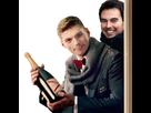 https://image.noelshack.com/fichiers/2022/22/1/1653924582-verstappen-perez-champagne.png