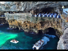 https://image.noelshack.com/fichiers/2022/22/3/1654052554-italian-cave-restaurant-grotta-palazzese-polignano-mare-8.jpg