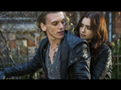 https://image.noelshack.com/fichiers/2022/23/2/1654624822-la-razon-por-la-que-se-sospecha-que-lily-collins-y-jamie-campbell-bower-regresaron-1280x720.jpg