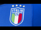 https://image.noelshack.com/fichiers/2022/23/5/1654895428-le-nouveau-maillot-de-l-italie-20172018-211707.jpg