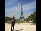 https://image.noelshack.com/fichiers/2022/25/4/1655986616-photoshop-eiffel-tower-tourist-photo-sid-frisjes-41.jpg