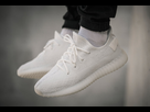 https://image.noelshack.com/fichiers/2022/27/2/1657028695-chaussure-adidas-yeezy-350-boost-v2-blanche-triple-cream-white-3.jpg