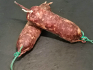 https://image.noelshack.com/fichiers/2022/27/5/1657309888-1090-saucisson-de-marcassin.jpg