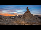 https://image.noelshack.com/fichiers/2022/28/2/1657646911-bardenas-1.gif