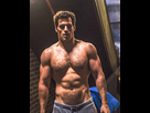 https://image.noelshack.com/fichiers/2022/28/7/1658069292-detail-du-physique-de-henry-cavill-768x959.jpeg