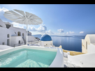 https://image.noelshack.com/fichiers/2022/32/5/1660330224-hotels-santorin-piscine-privee-cave-suite.jpg