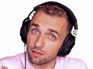 https://image.noelshack.com/fichiers/2022/33/7/1661118146-squeezie.jpg