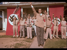 https://image.noelshack.com/fichiers/2022/34/4/1661432444-george-lincoln-rockwell-the-self-styled-head-of-the-american-nazi-party-salutes-with-a-group-of-his-uniformed-followers-in-1960-getty-images.jpg