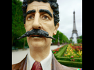 https://image.noelshack.com/fichiers/2022/35/7/1662294521-dall-e-2022-08-23-16-36-59-borat-in-paris.jpg