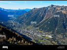 https://image.noelshack.com/fichiers/2022/40/4/1665078366-chamonix-french-alps-eastern-france-view-over-the-chamonix-valley-jt67dj.jpg