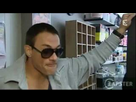 https://image.noelshack.com/fichiers/2022/41/2/1665455107-jcvd.jpg