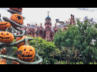 https://image.noelshack.com/fichiers/2022/43/6/1667059403-halloween-disneyland-tokyo-1024x1024.jpg