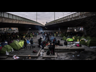 https://image.noelshack.com/fichiers/2022/45/5/1668181940-migrants-porte-de-la-chapelle.jpg