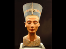 https://image.noelshack.com/fichiers/2022/46/7/1668899592-nefertiti-face.jpg