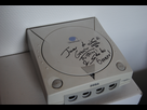 https://image.noelshack.com/fichiers/2022/47/5/1669367863-dreamcast-dedicacee.jpg