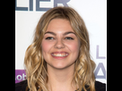 https://image.noelshack.com/minis/2022/48/1/1669642205-louane-emera-savoure-le-succes-de-la-famille-belier.png