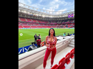 https://image.noelshack.com/fichiers/2022/48/7/1670117978-1-former-miss-croatia-wears-plunging-top-inside-stadium.jpg