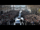 https://image.noelshack.com/fichiers/2022/49/1/1670227642-revivez-la-journee-hommage-a-johnny-sur-les-champs-elysees-et-a-la-madeleine.jpg