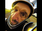 https://image.noelshack.com/fichiers/2022/49/3/1670368066-dall-e-2022-12-07-00-06-38-gopro-selfie-of-a-knight-wide-angle-photorealism-high-details.jpg