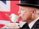 https://image.noelshack.com/fichiers/2022/49/6/1670703585-britishtea1.jpg