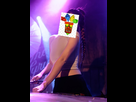 https://image.noelshack.com/minis/2022/51/1/1671482976-hana-performing-at-the-lyric-theatre-los-angeles-in-2016.png