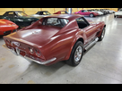 https://image.noelshack.com/fichiers/2023/02/7/1673789303-1970-burgundy-corvette-for-sale-2022-11-1080x675.jpg
