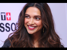 https://image.noelshack.com/fichiers/2023/04/1/1674431618-deepika-padukones-dewy-skin-and-red-lipstick-is-perfect-for-date-night.jpg